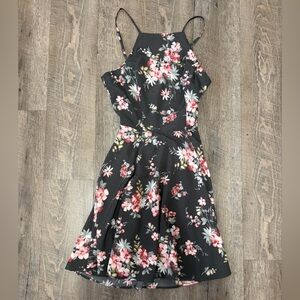Hollister Gray Dress with Pink Floral Design